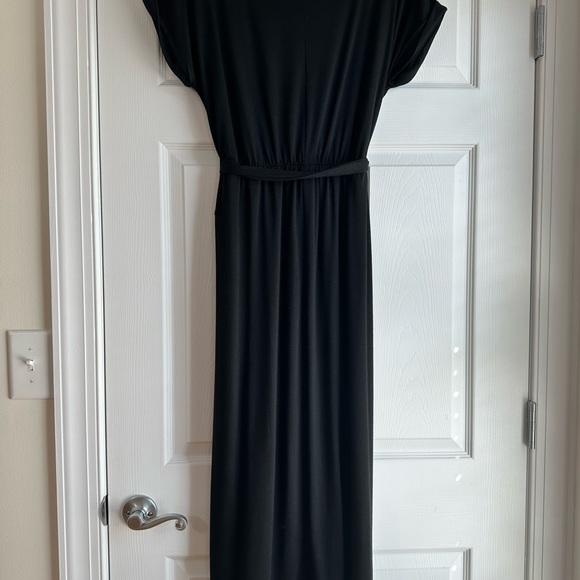 Black Short Sleeve High Low Maxi Dress with Belt - Large - Picture 10 of 11